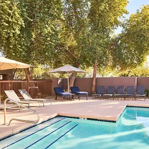 Hotel Courtyard North