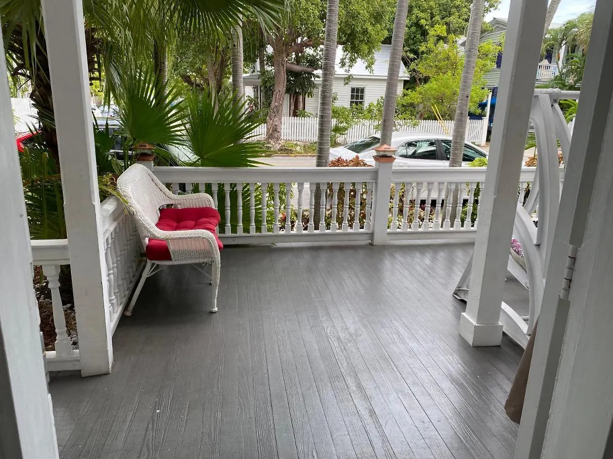 The Palms Hotel Key West 3*,